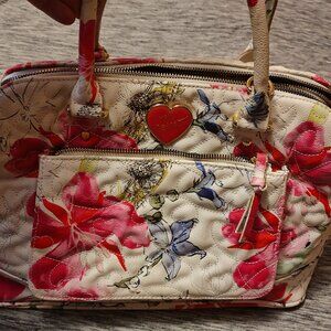 Floral Betsey purse
